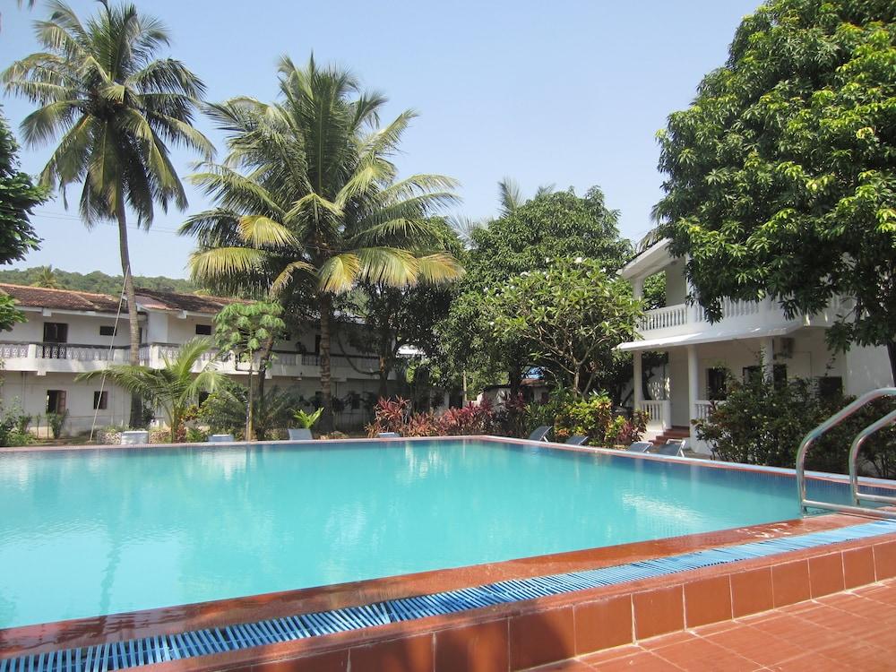 Hotel Riverside Baga Exterior foto